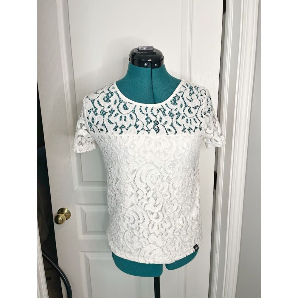 Superdry La Madison 1971 Paris Sheer Lace Overlay Full Lined Short Sleeve Blouse